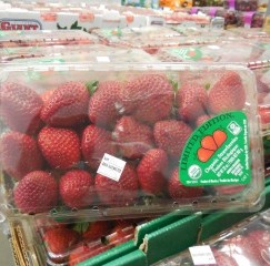 Strawberries, Organic 2 lbs. 512515