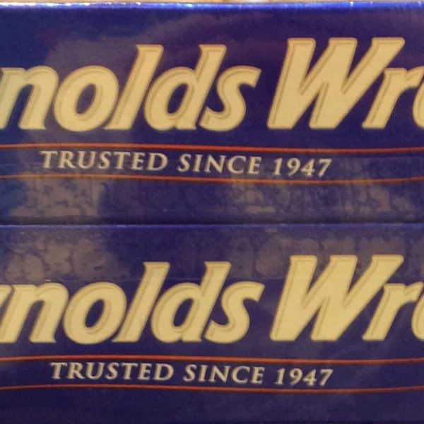 https://www.southsmarket.com/wp-content/uploads/2015/11/Reynolds-18-Heavy-Duty-Foil-2150-Rolls-600x600.jpg